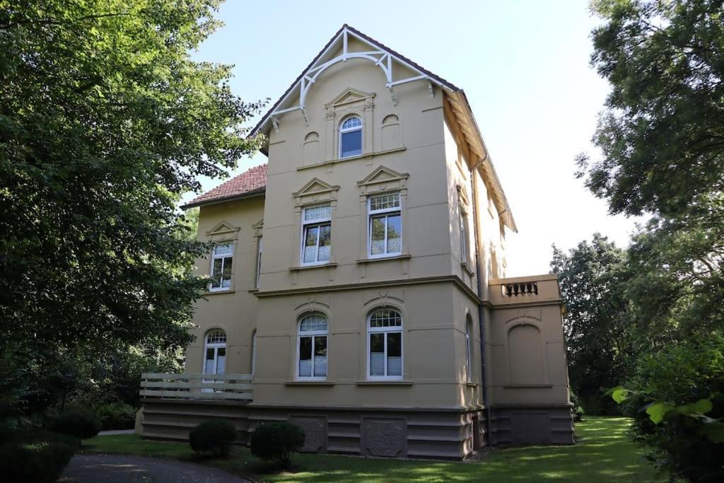 Emily'S Deichbude In Einer Historischen Villa In Dornumersiel Exterior photo